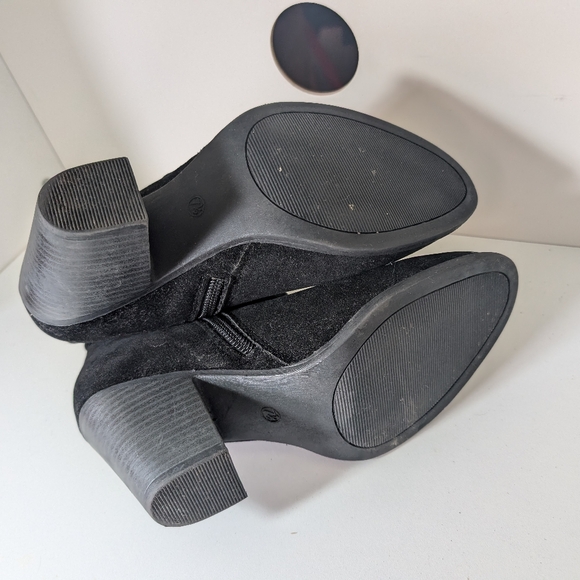 Size 7.5 Lexi and Abbie 1.5 in heel boots - Picture 7 of 8